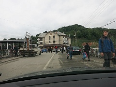 Poienile de sub Munte
